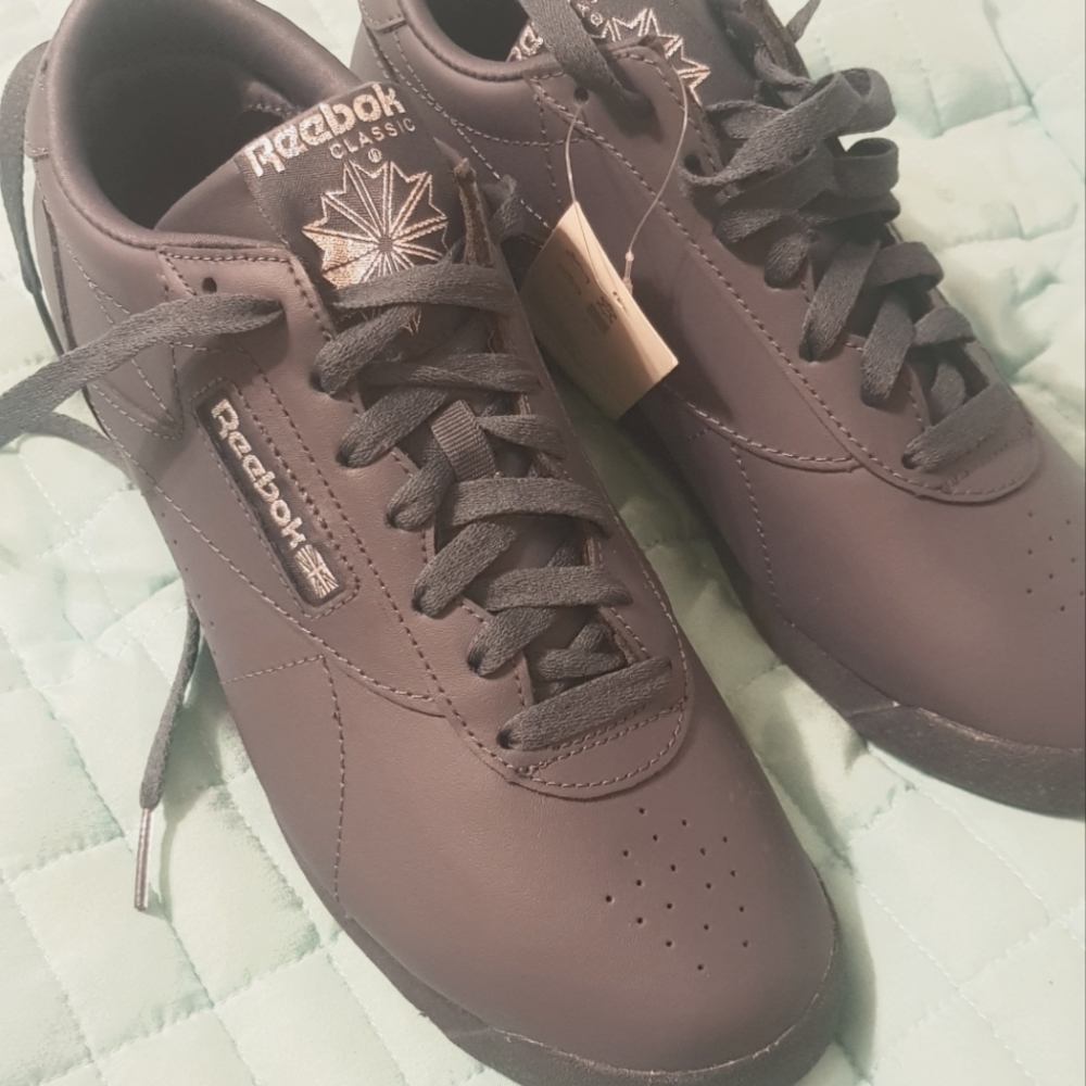 NWT Reebok Classics Grayish Blue